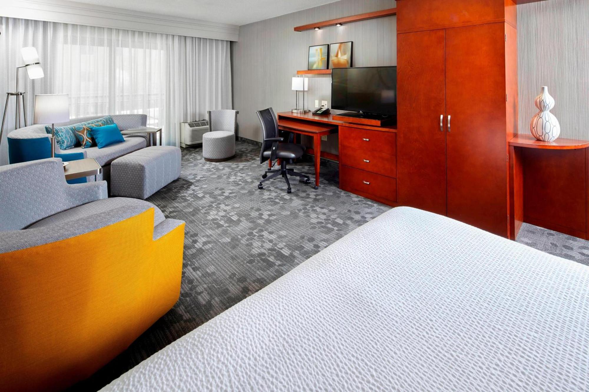 Courtyard By Marriott San Antonio Six Flags At The Rim Hotel Kültér fotó